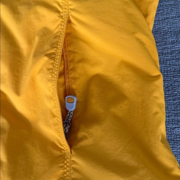 LL Bean Womens Yellow Fleece Lined Nylon Vest L Hiking Outdoor Layering Retro - Picture 7 of 10